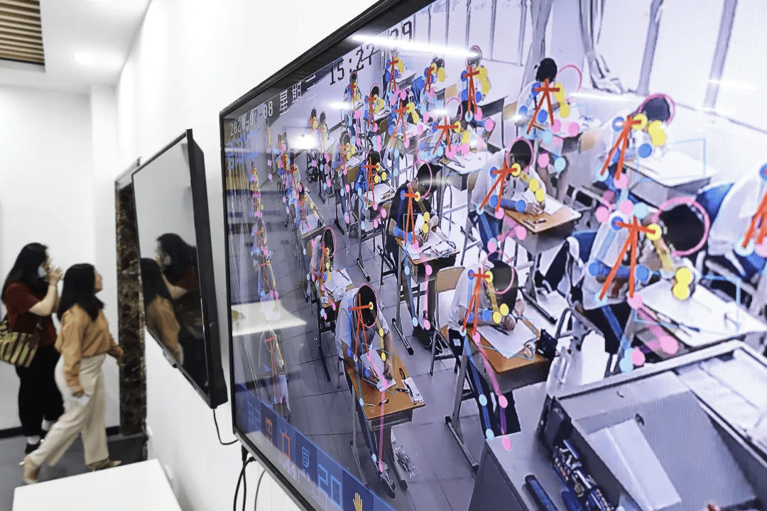 智慧校园课堂作业监测：破解学生行为异常与进度滞后的教育痛点